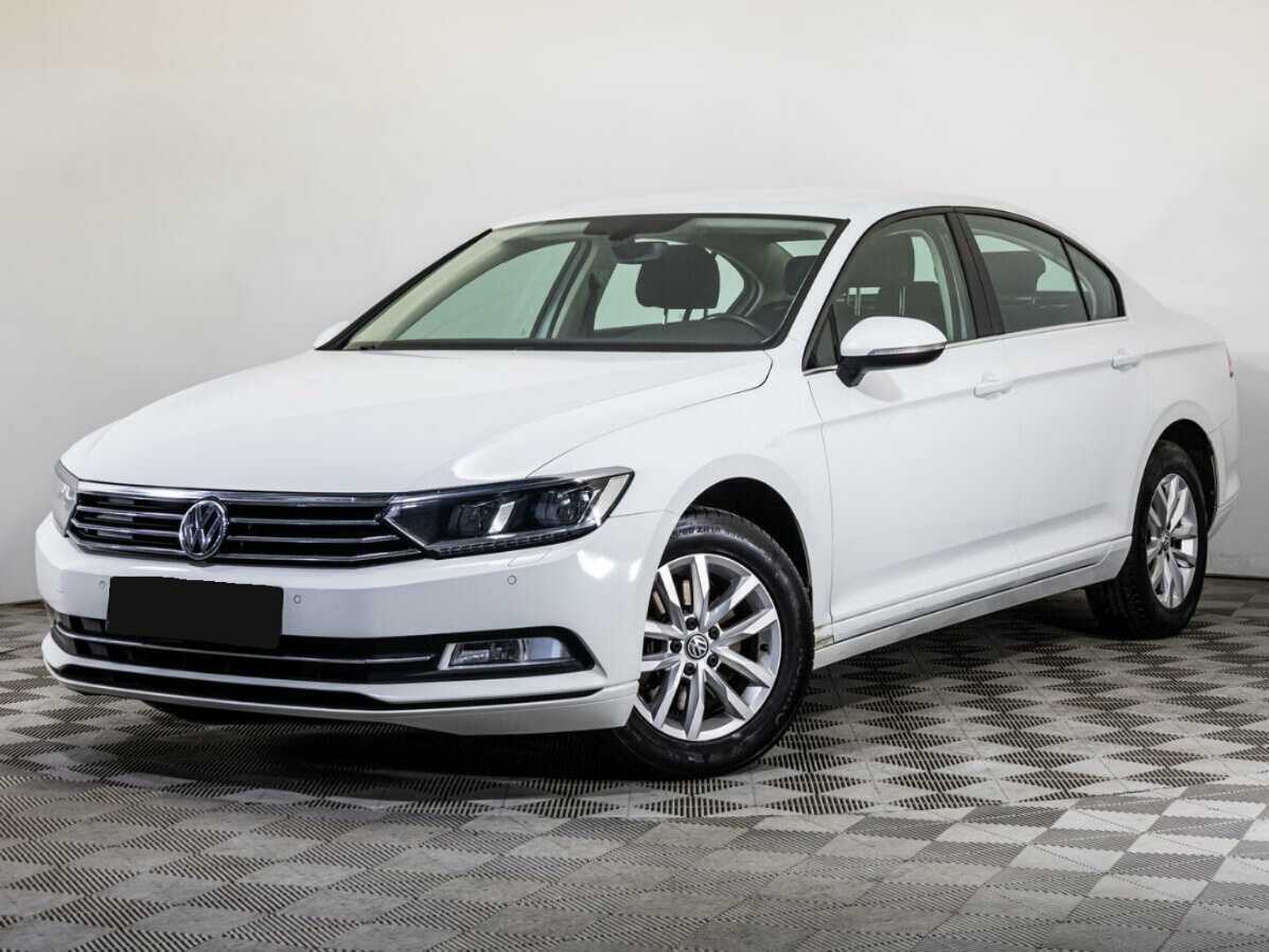 Купить Volkswagen Passat с пробегом. Посмотреть фото