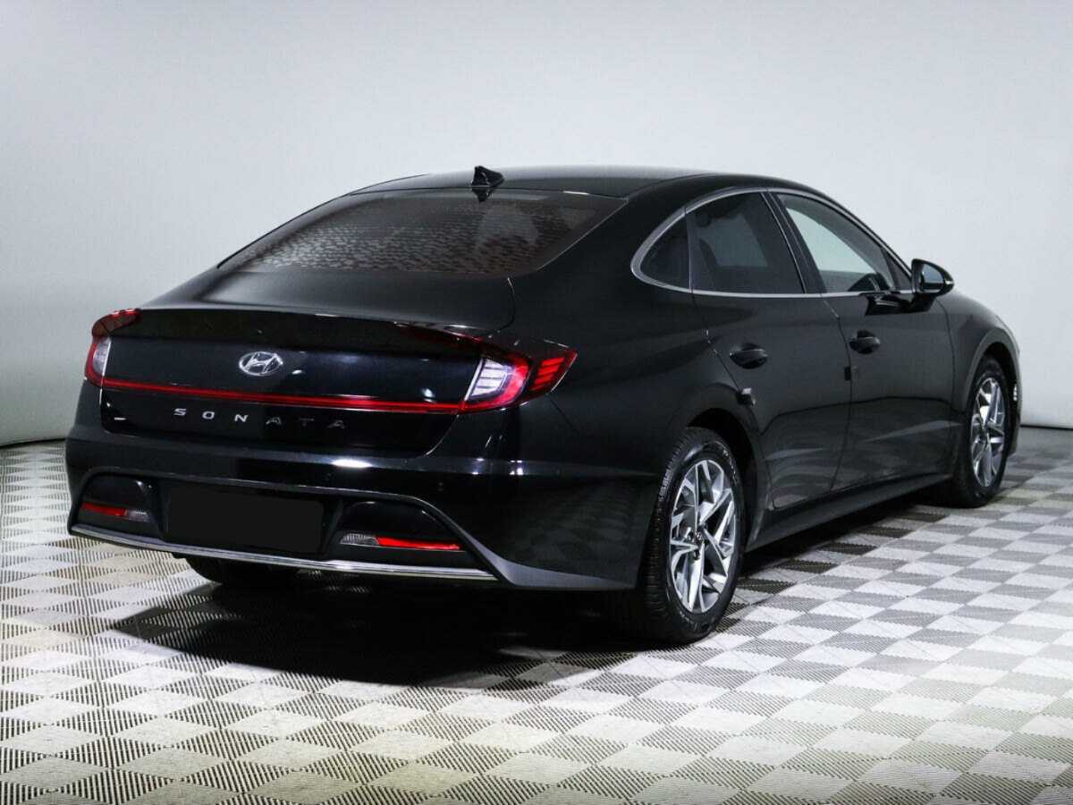 Купить Hyundai Sonata с пробегом. Фото: #3