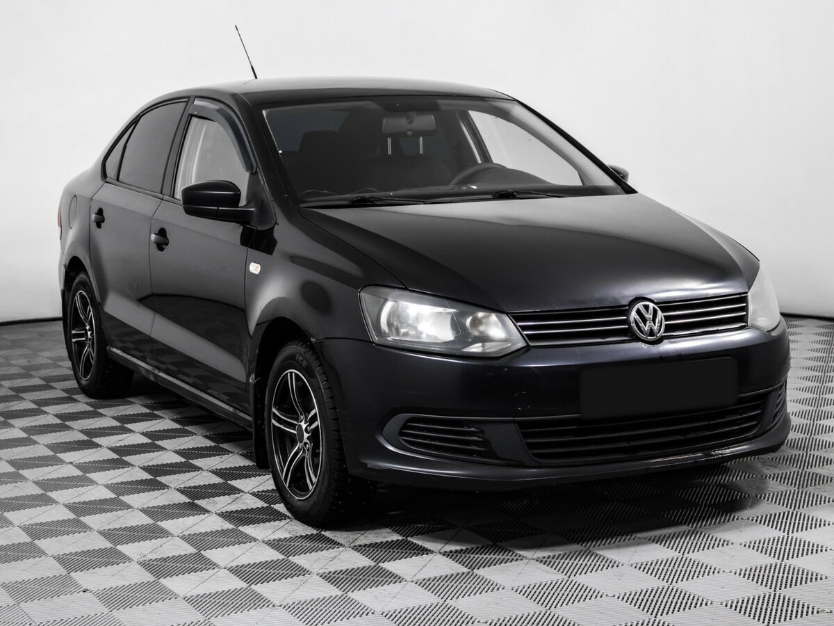 Купить Volkswagen Polo с пробегом. Фото: #2