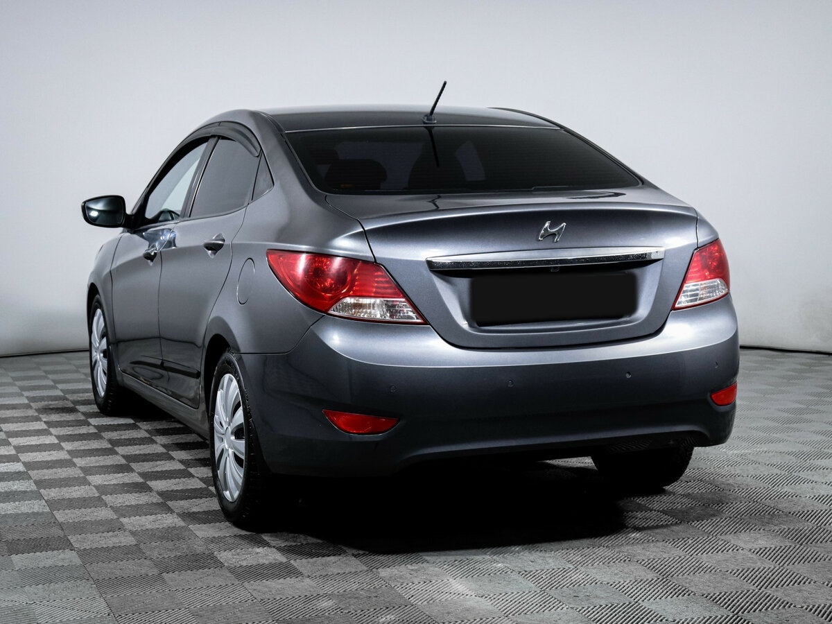 Купить Hyundai Solaris с пробегом. Фото: #5