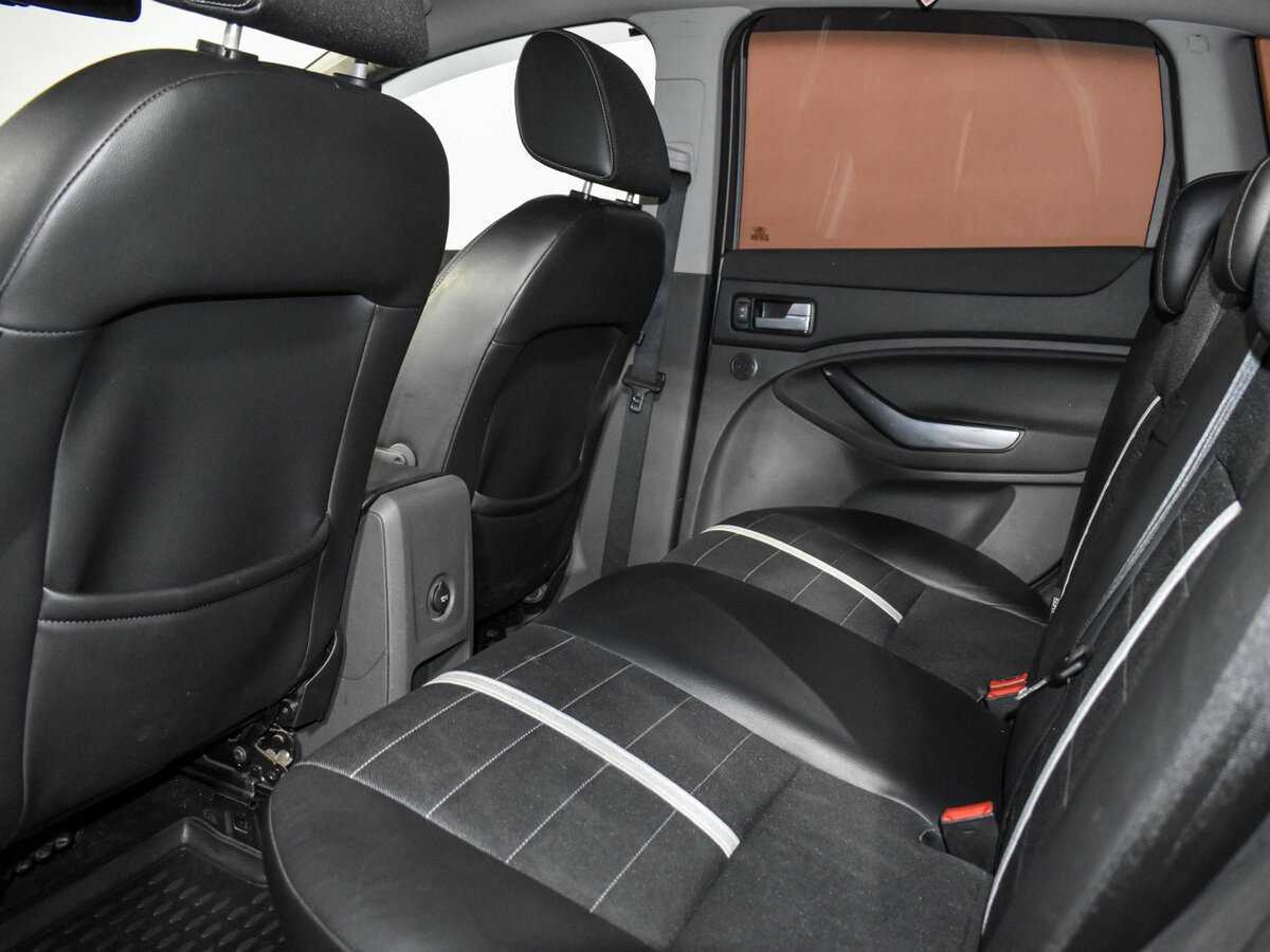 Купить Ford Kuga с пробегом. Фото: #13