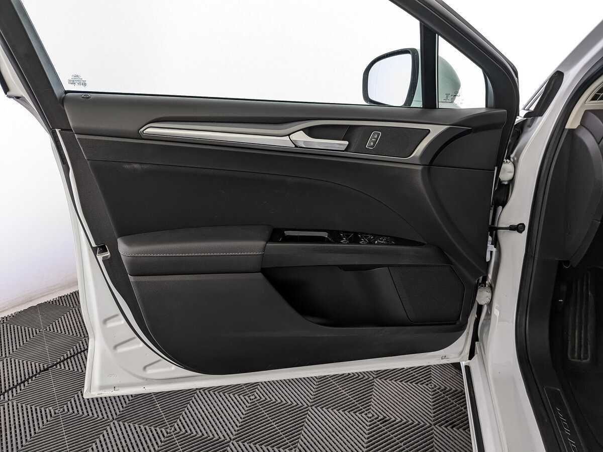 Купить Ford Mondeo с пробегом. Фото: #13