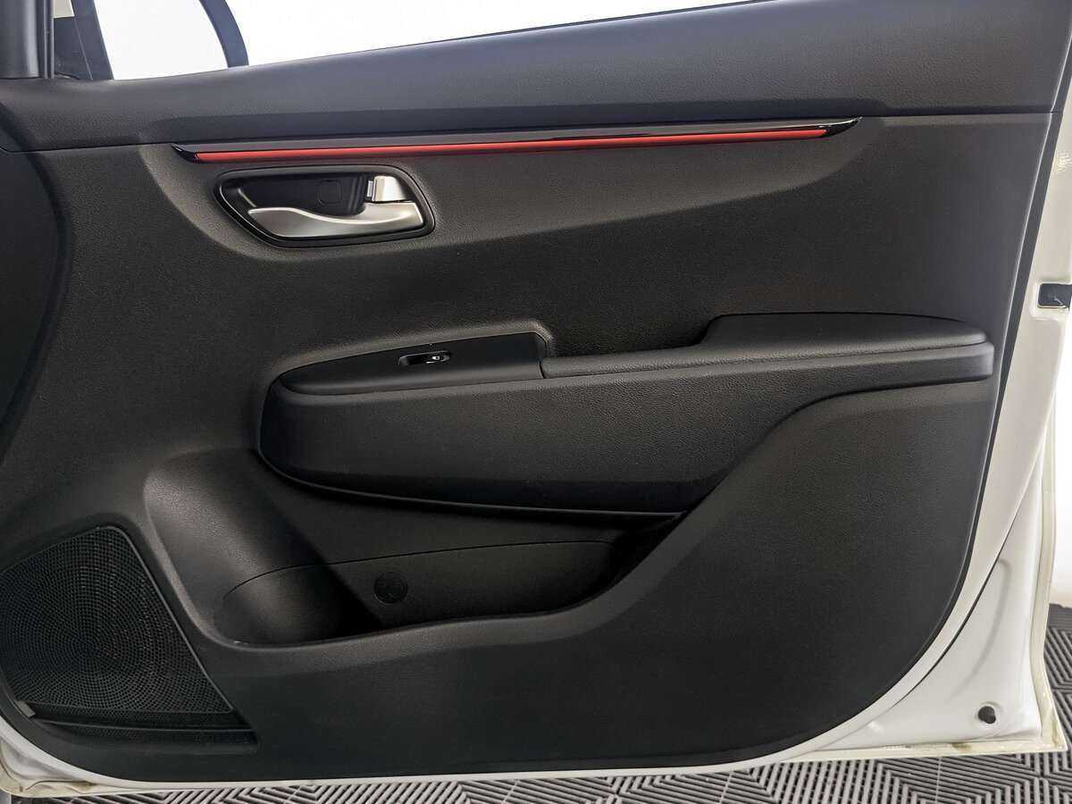 Купить Kia Rio с пробегом. Фото: #20