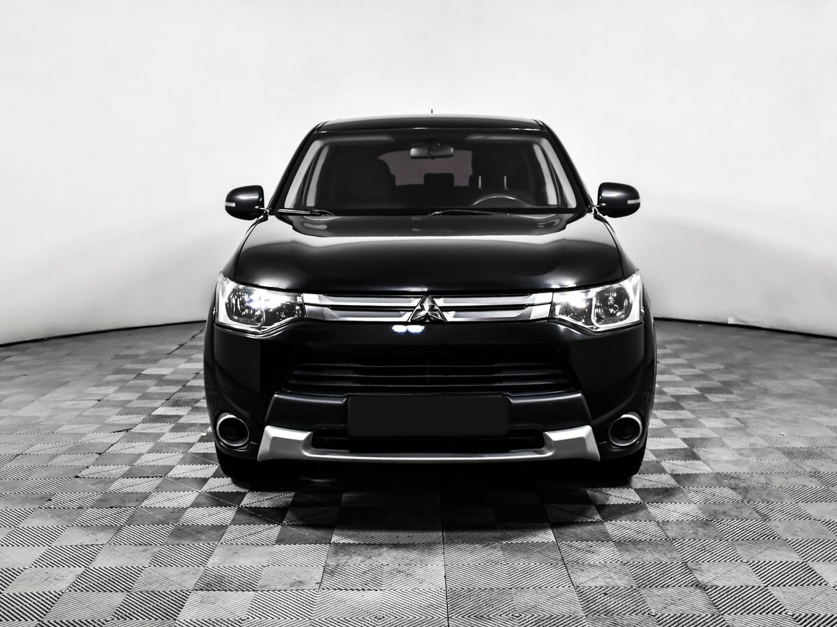 Купить Mitsubishi Outlander с пробегом. Фото: #1