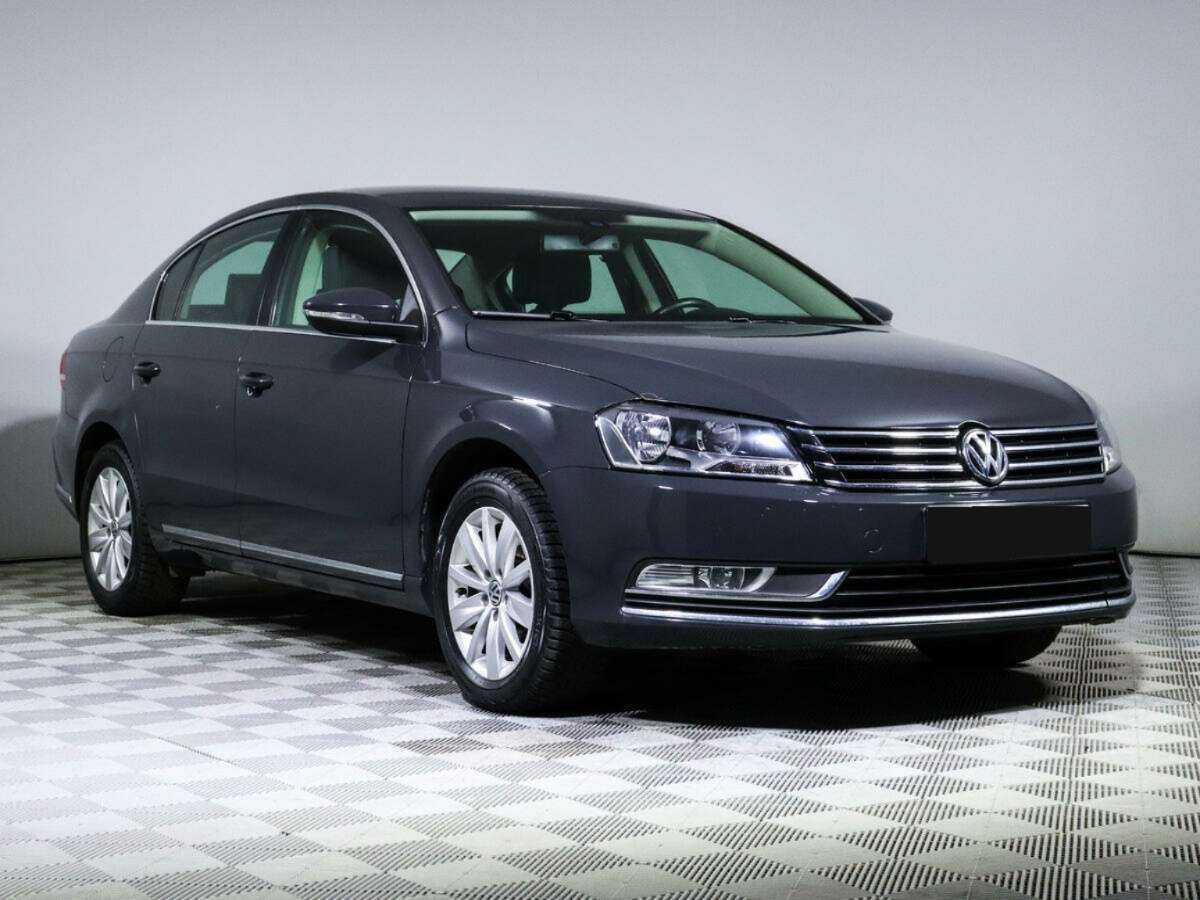 Купить Volkswagen Passat с пробегом. Фото: #2