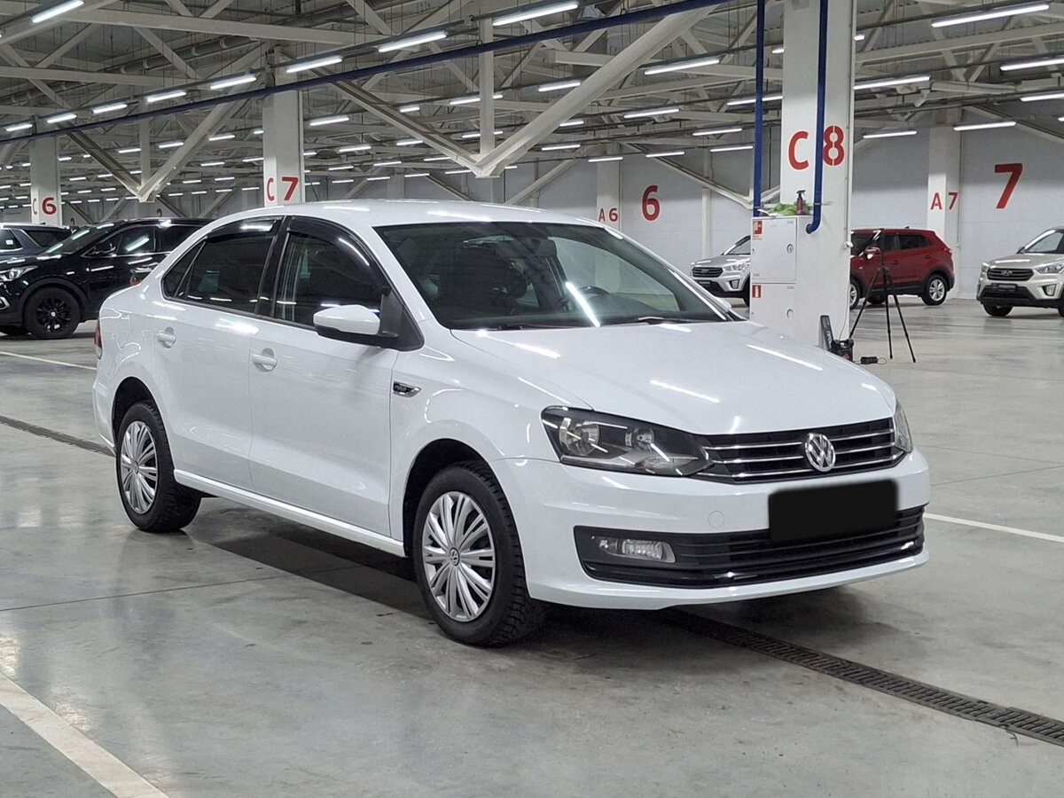 Купить Volkswagen Polo с пробегом. Фото: #2