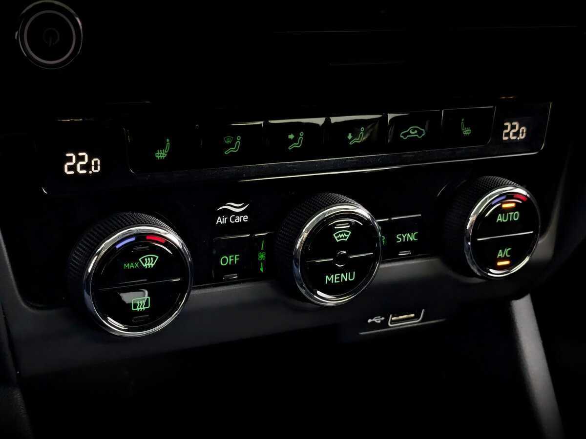 Купить Skoda Octavia с пробегом. Фото: #24