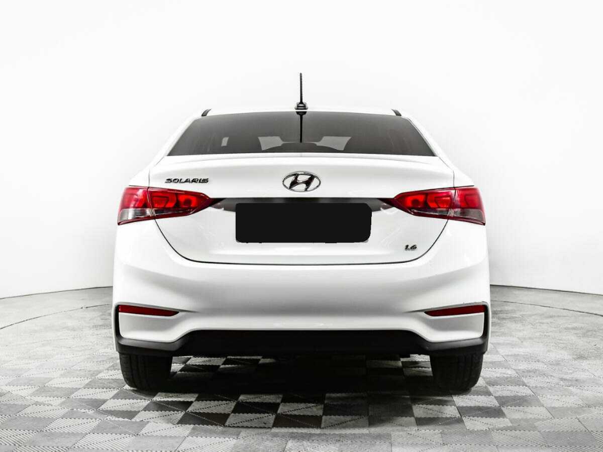 Купить Hyundai Solaris с пробегом. Фото: #4