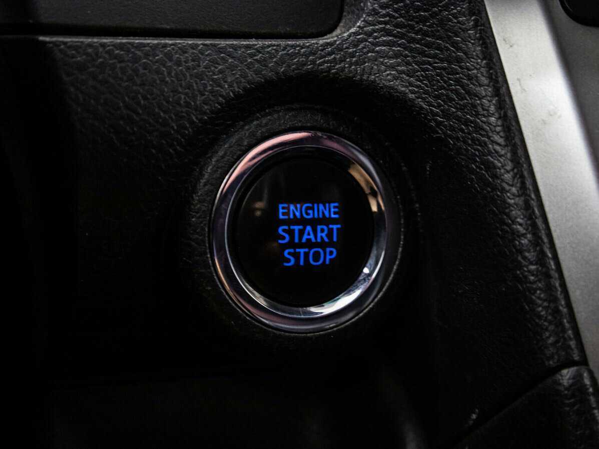 Купить Toyota Camry с пробегом. Фото: #15