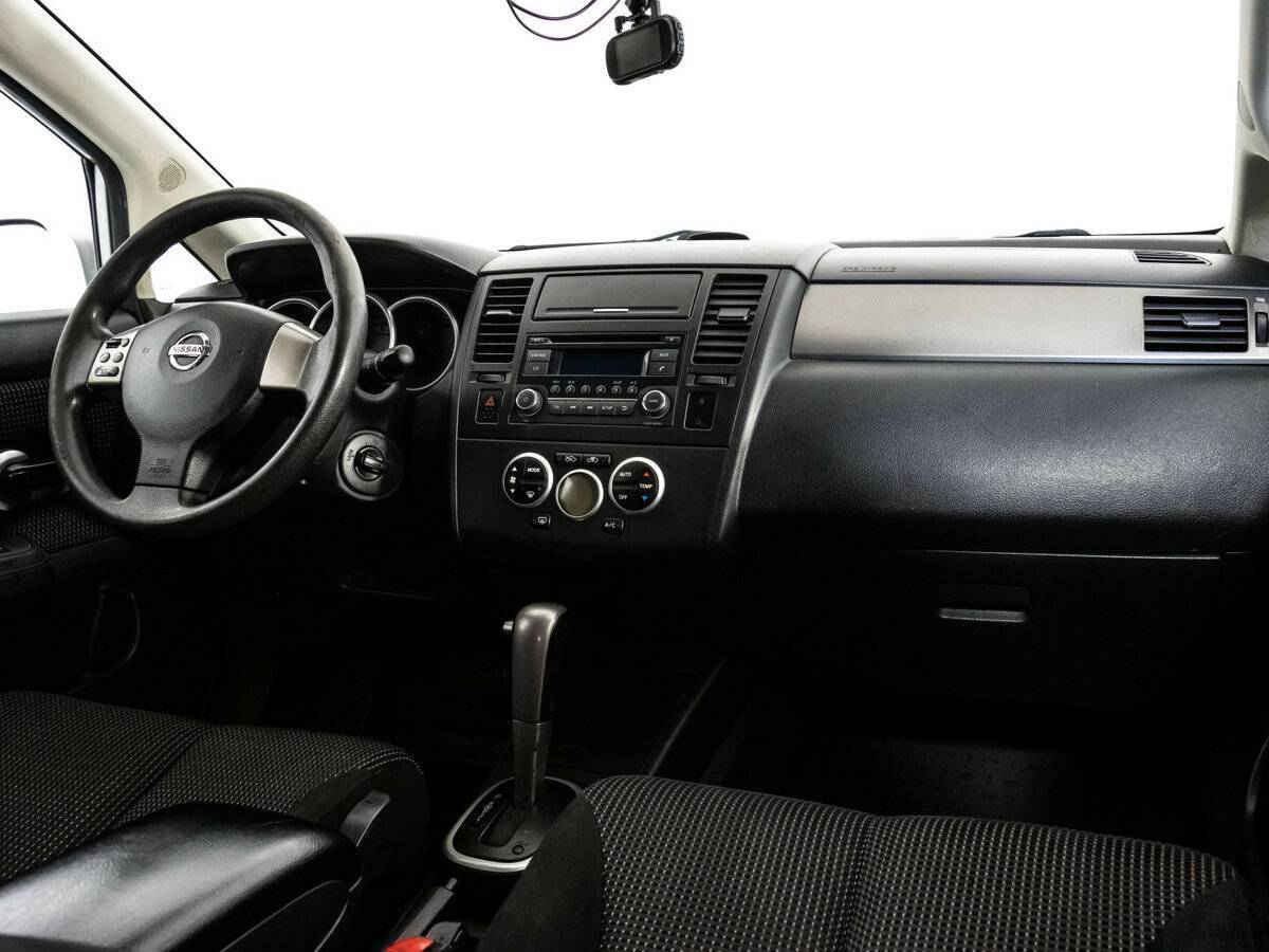 Купить Nissan Tiida с пробегом. Фото: #6