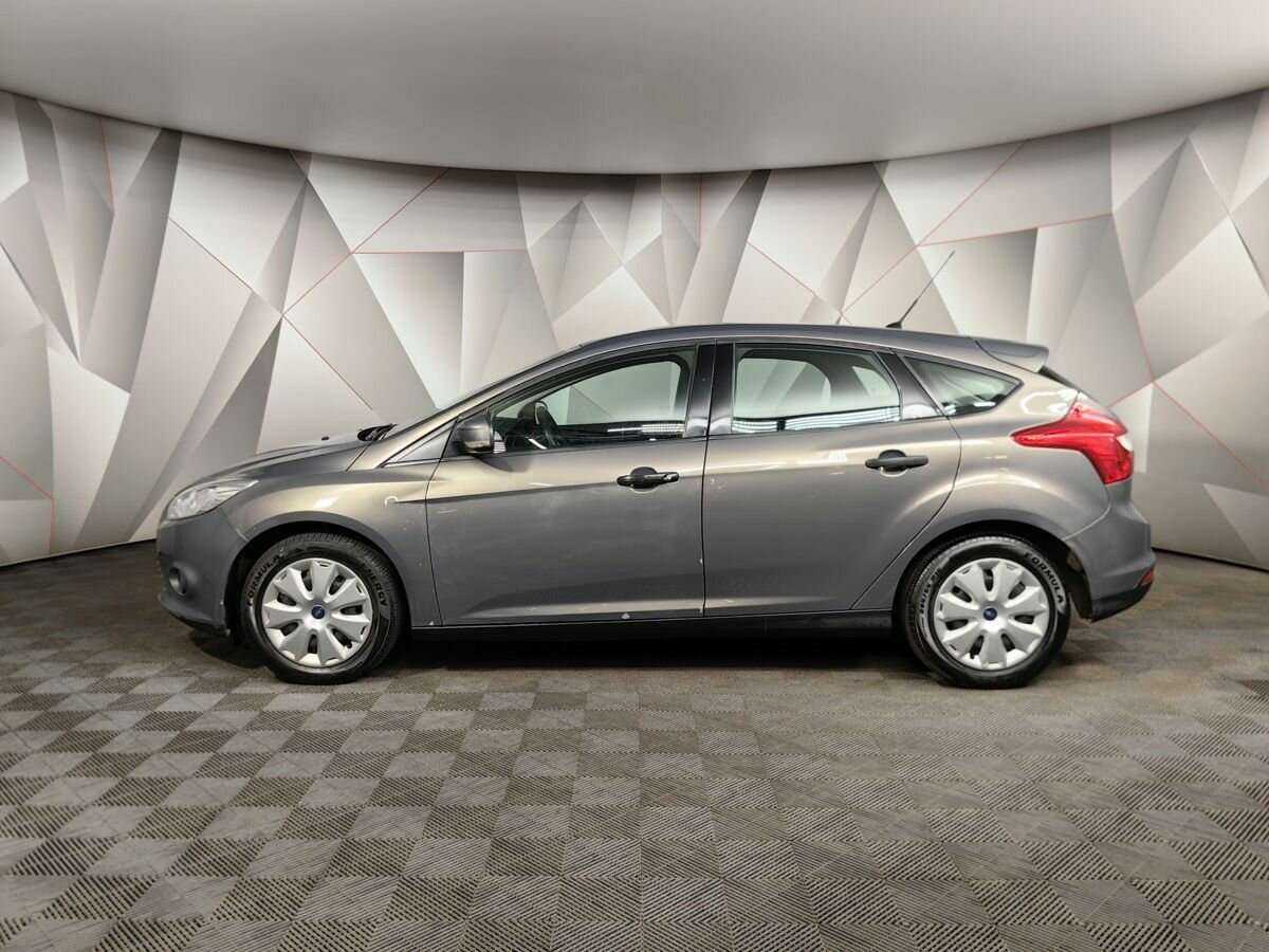Купить Ford Focus с пробегом. Фото: #4