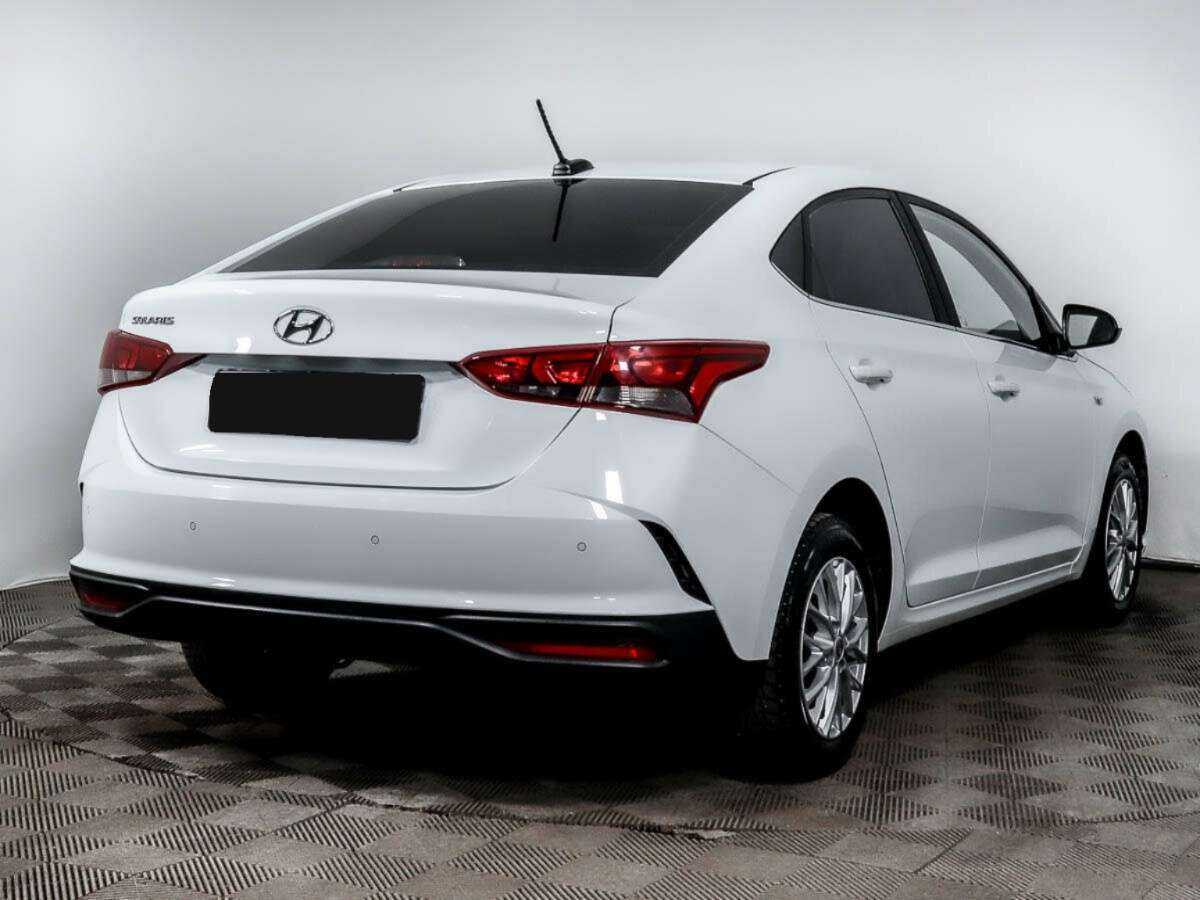 Купить Hyundai Solaris с пробегом. Фото: #3