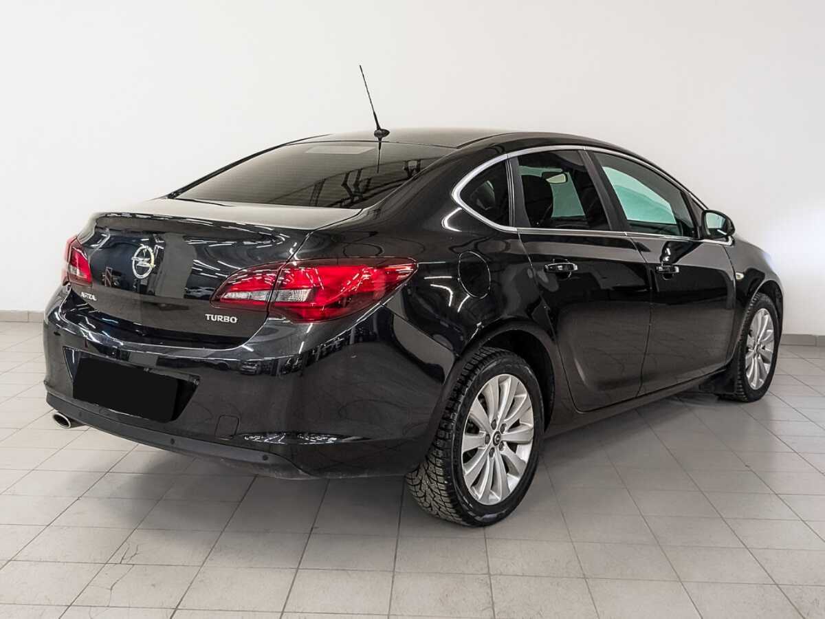 Купить Opel Astra с пробегом. Фото: #4