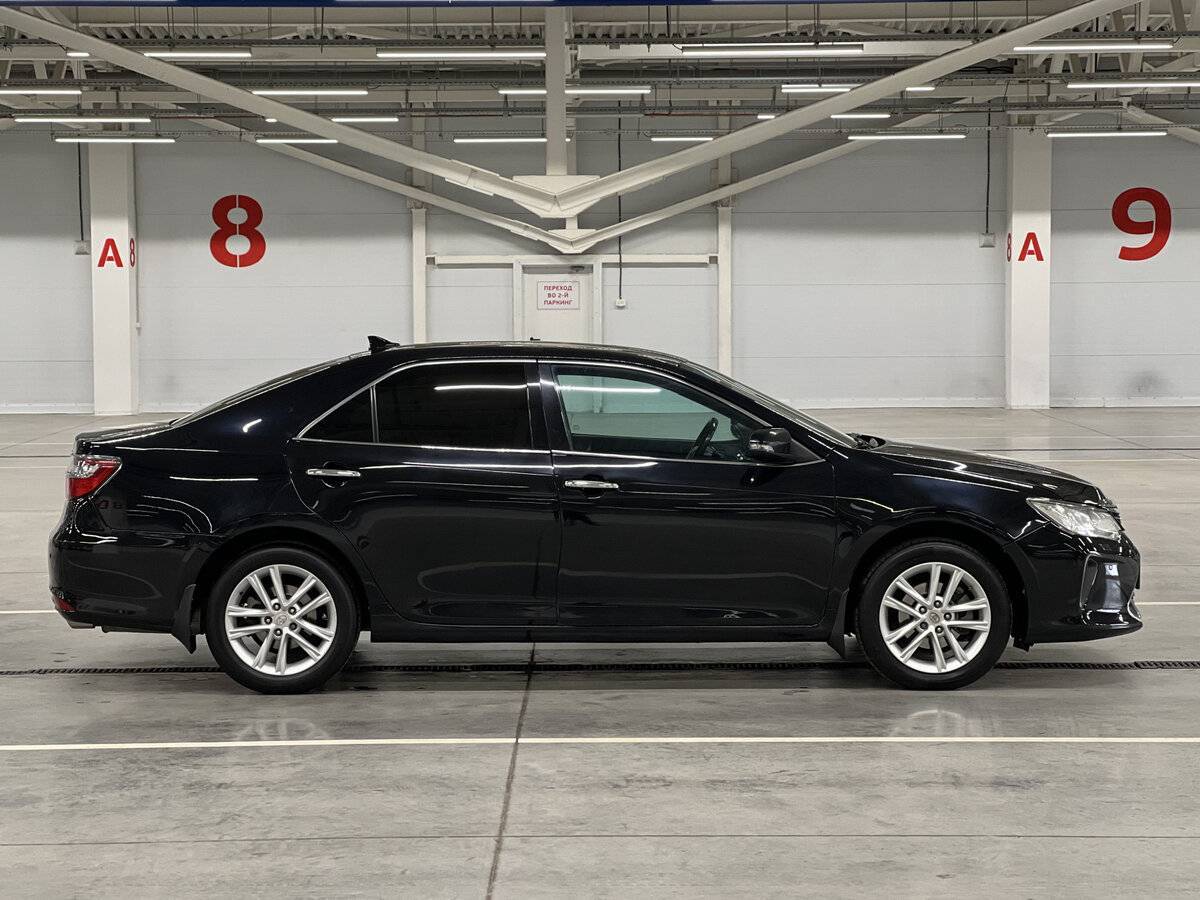 Купить Toyota Camry с пробегом. Фото: #3