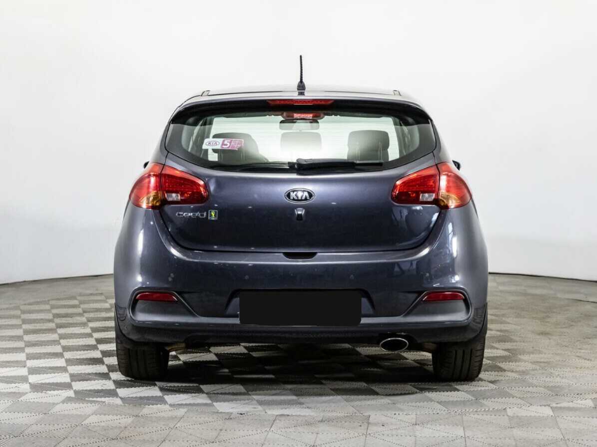 Купить Kia Ceed с пробегом. Фото: #4