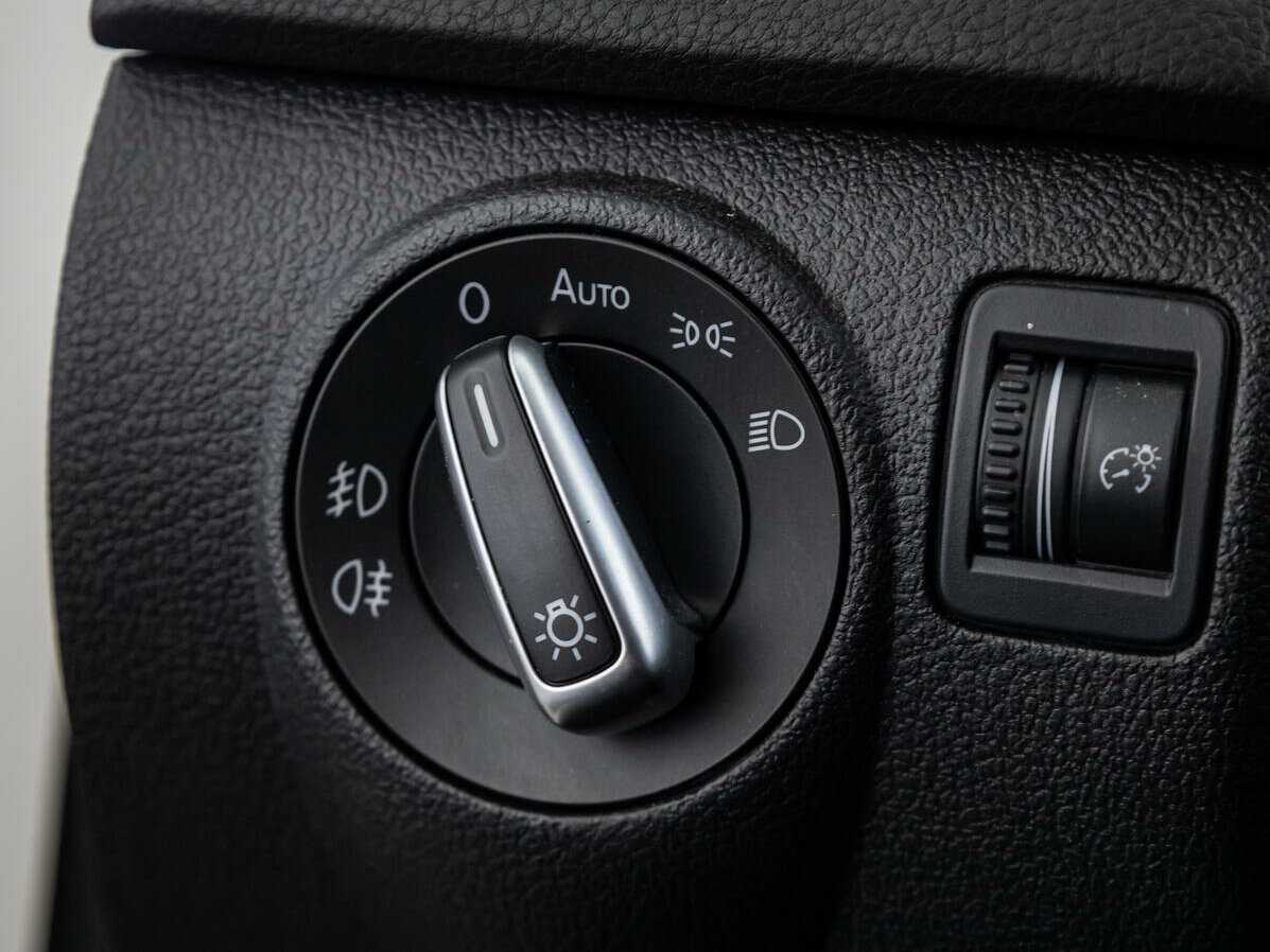 Купить Volkswagen Tiguan с пробегом. Фото: #12