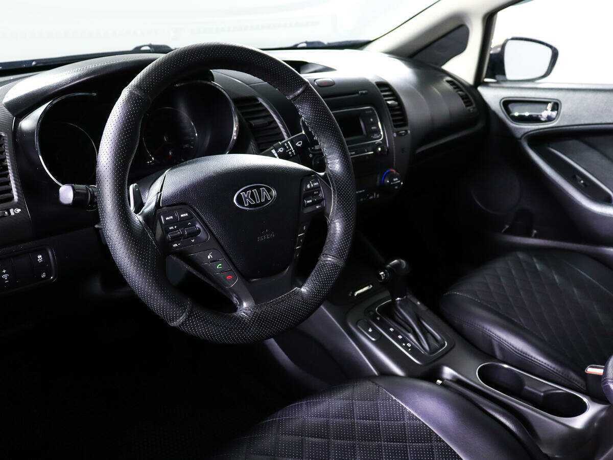 Купить Kia Cerato с пробегом. Фото: #13