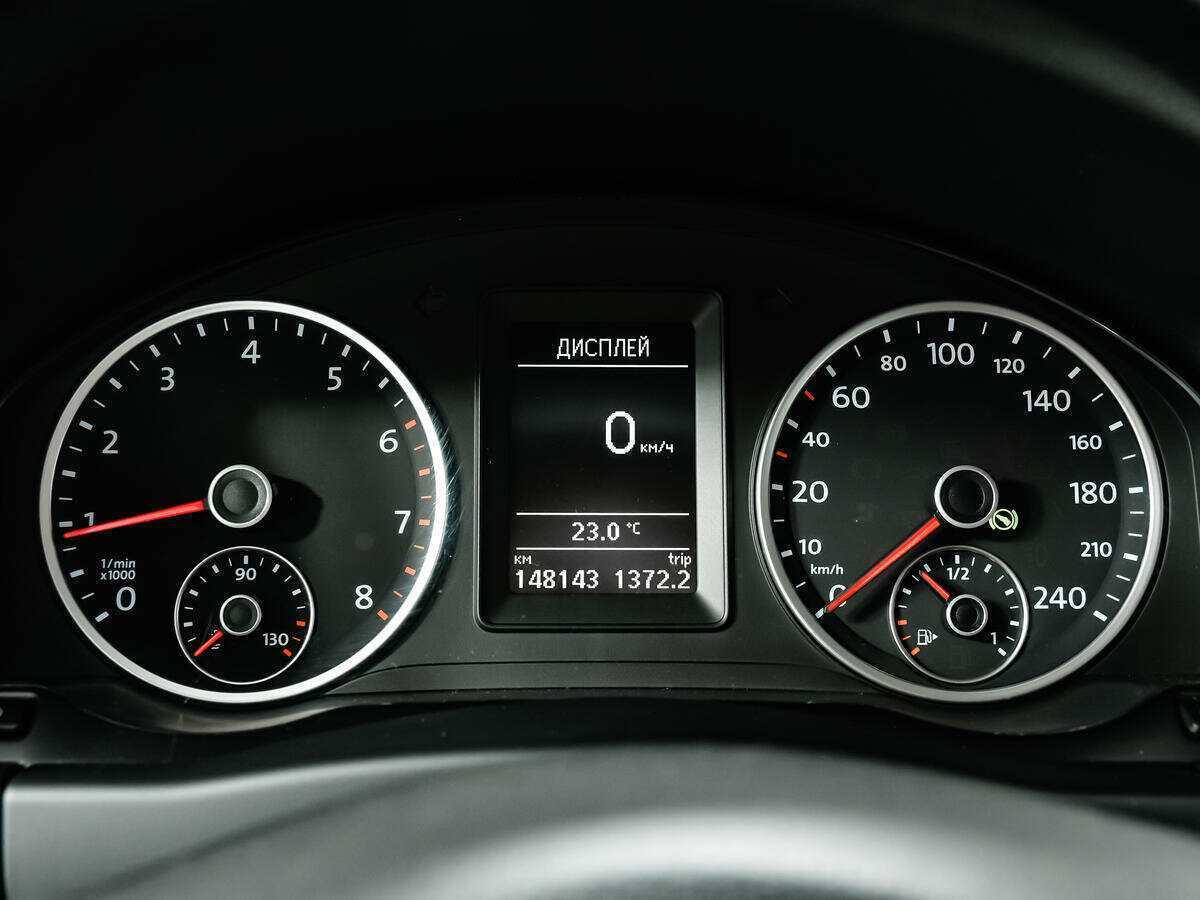 Купить Volkswagen Tiguan с пробегом. Фото: #9
