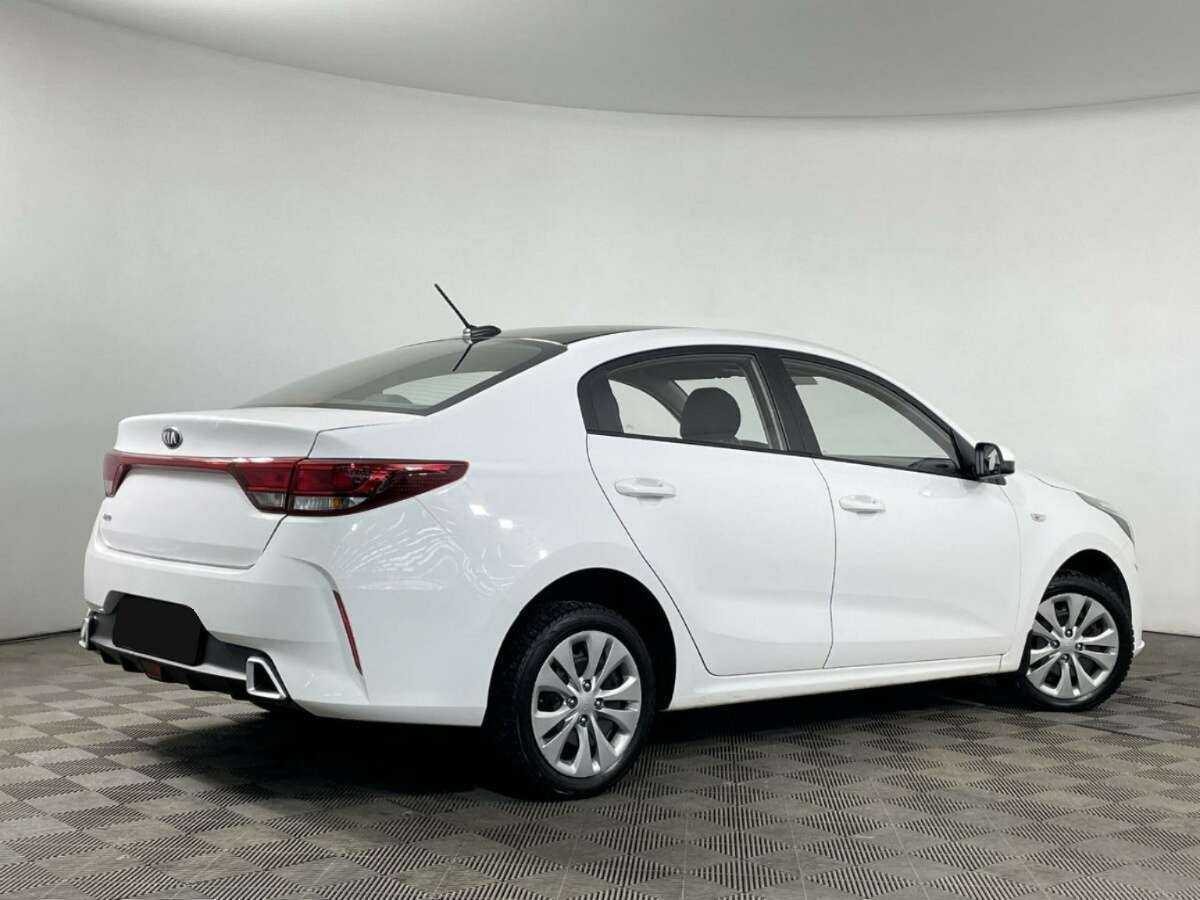 Купить Kia Rio с пробегом. Фото: #5