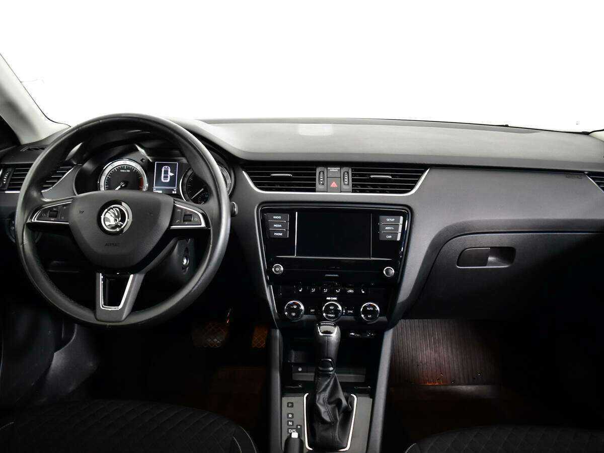 Купить Skoda Octavia с пробегом. Фото: #8