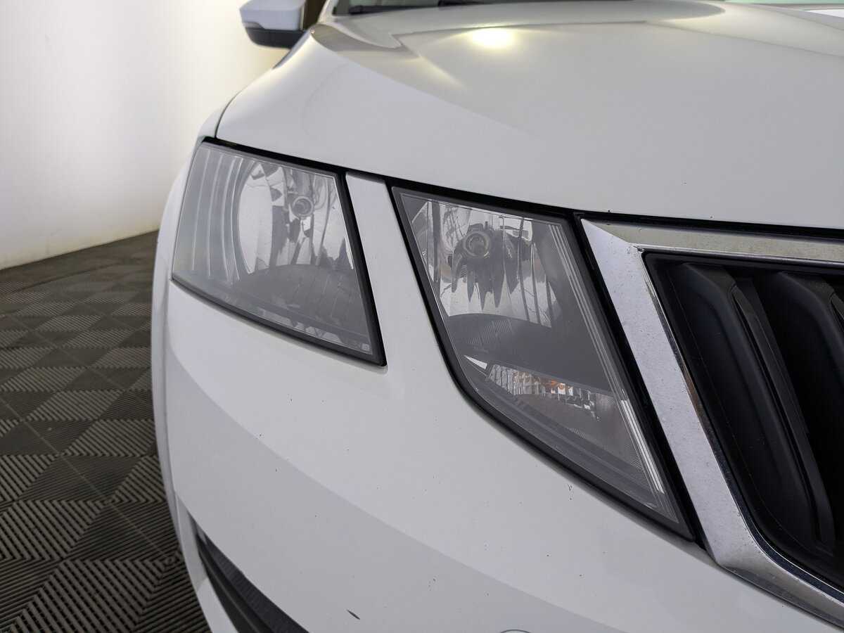 Купить Skoda Octavia с пробегом. Фото: #10