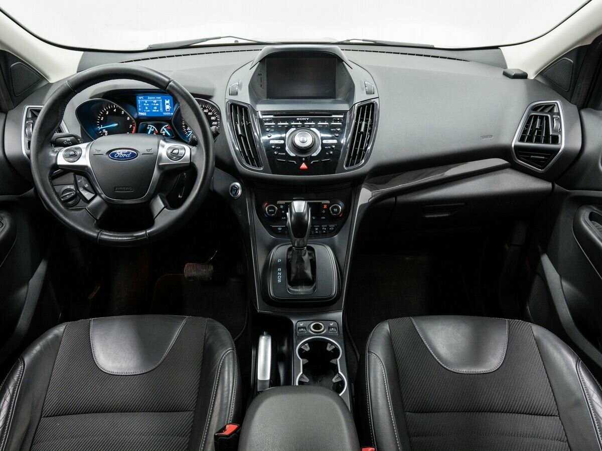 Купить Ford Kuga с пробегом. Фото: #10