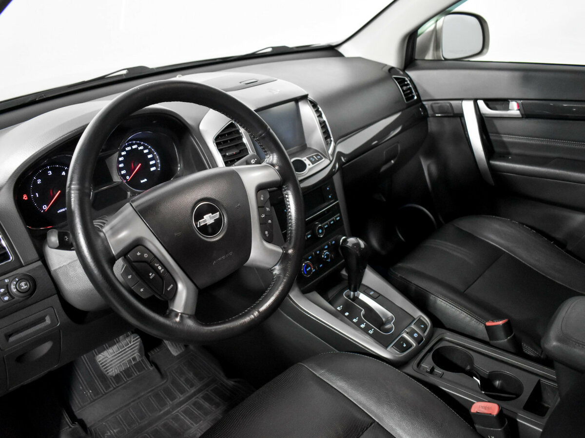 Купить Chevrolet Captiva с пробегом. Фото: #6