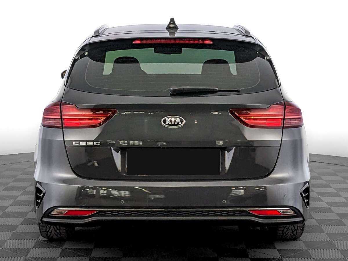 Купить Kia Ceed с пробегом. Фото: #5