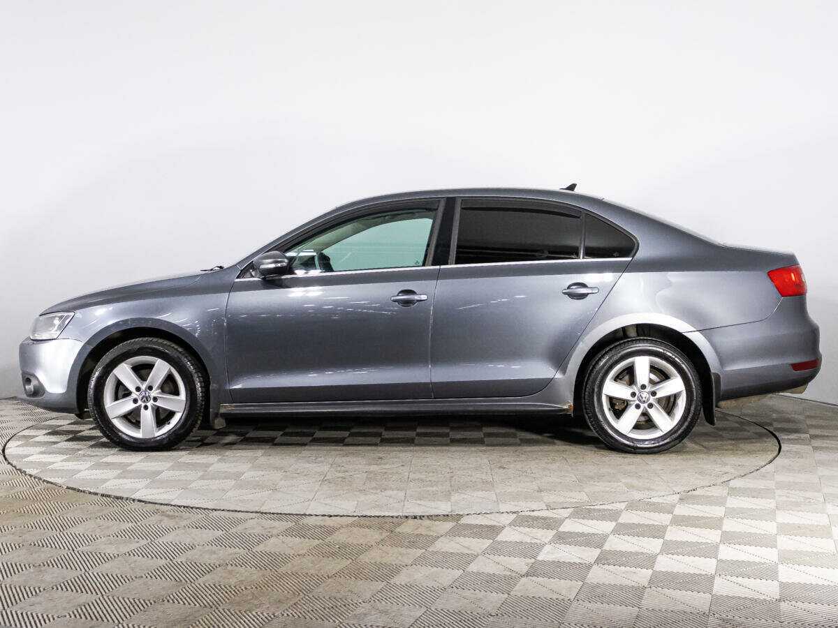 Купить Volkswagen Jetta с пробегом. Фото: #7