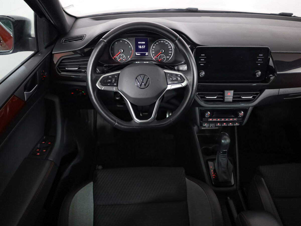 Купить Volkswagen Polo с пробегом. Фото: #8