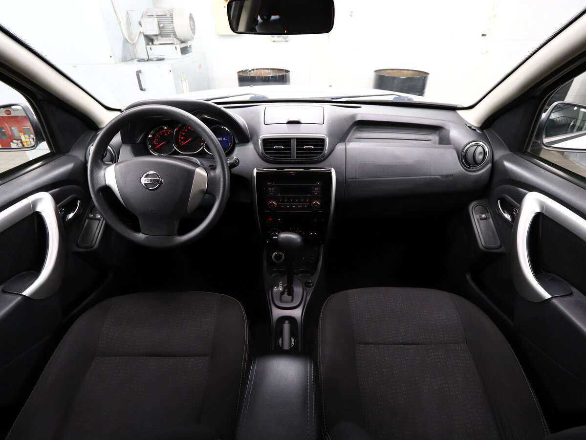 Купить Nissan Terrano с пробегом. Фото: #8