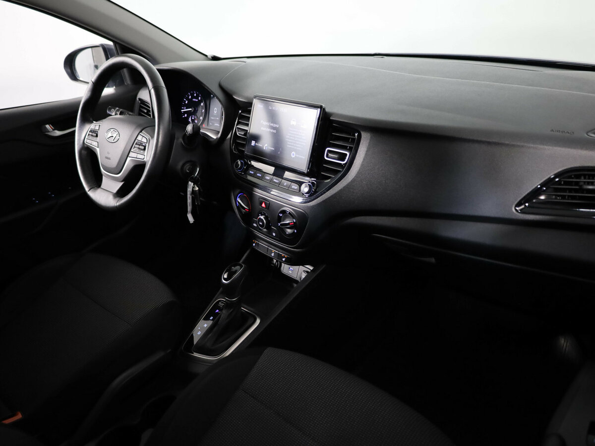 Купить Hyundai Solaris с пробегом. Фото: #14