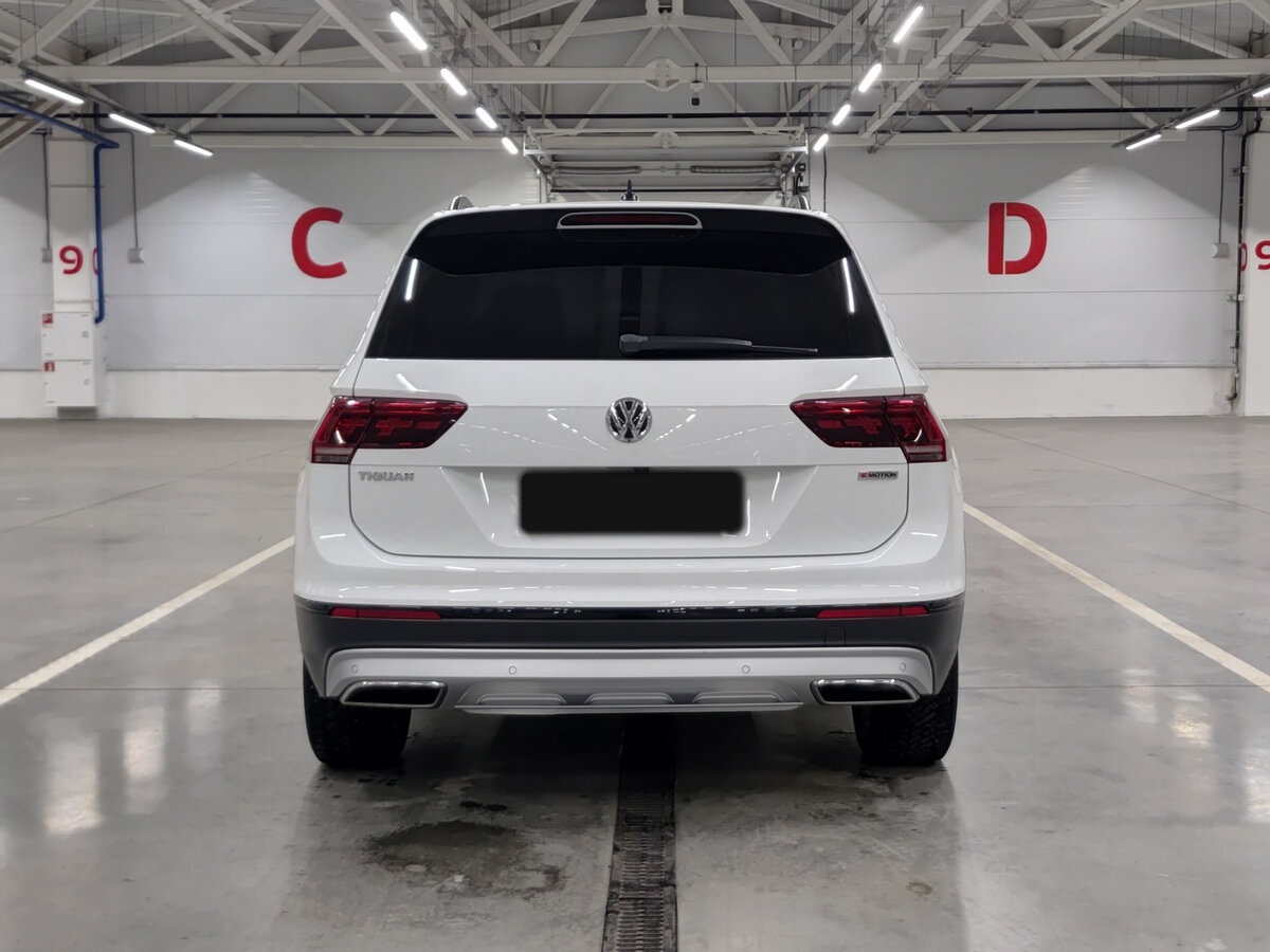 Купить Volkswagen Tiguan с пробегом. Фото: #5