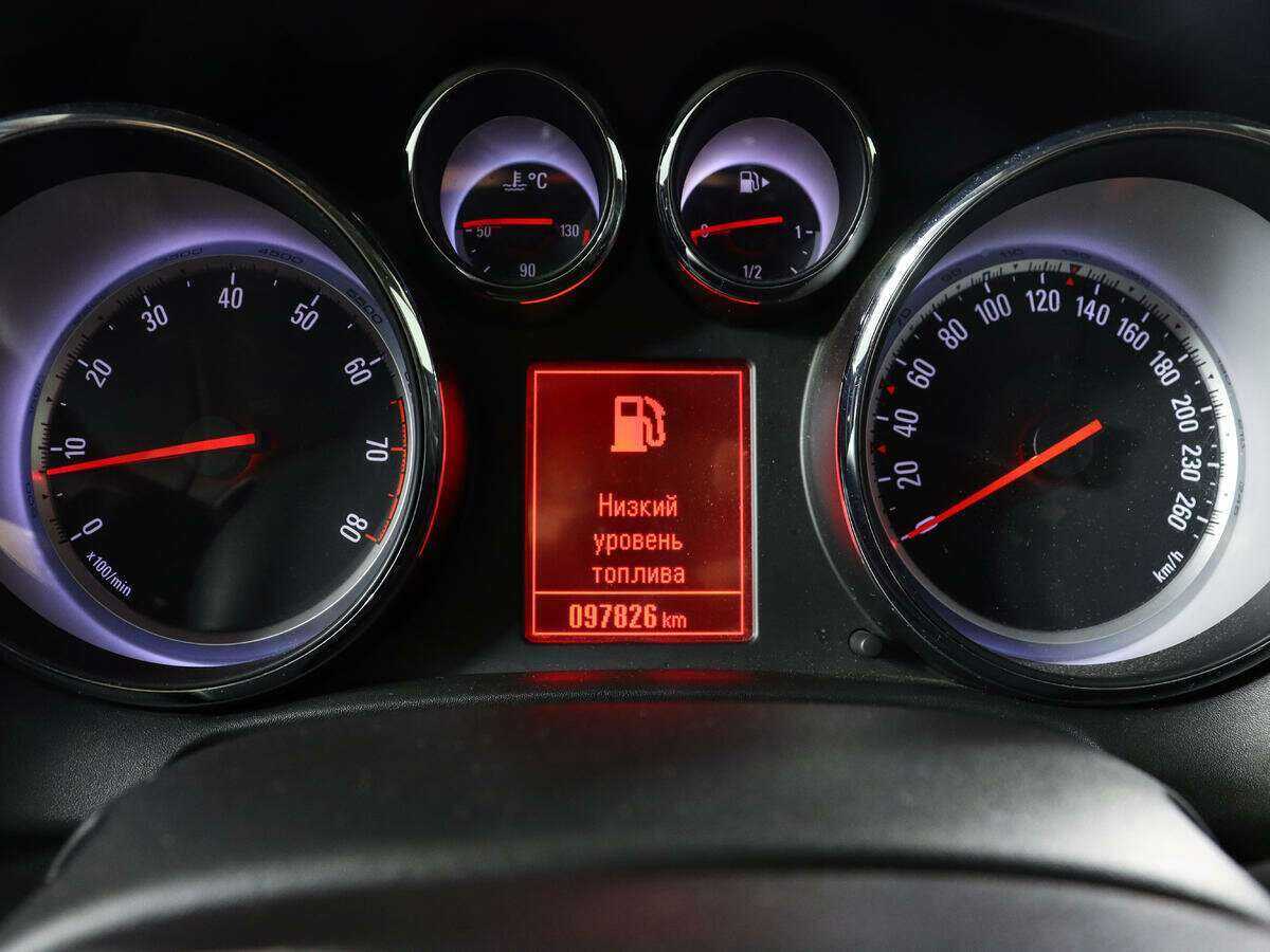 Купить Opel Astra с пробегом. Фото: #10