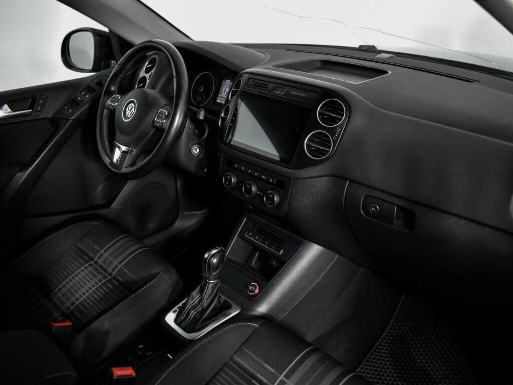 Купить Volkswagen Tiguan с пробегом. Фото: #11