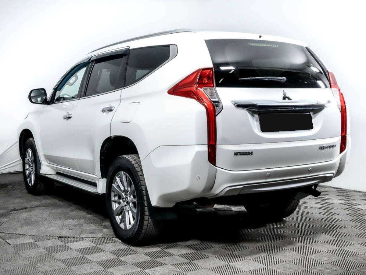 Купить Mitsubishi Pajero Sport с пробегом. Фото: #5