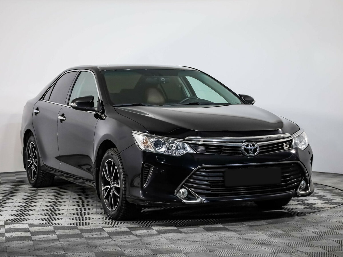 Купить Toyota Camry с пробегом. Фото: #2