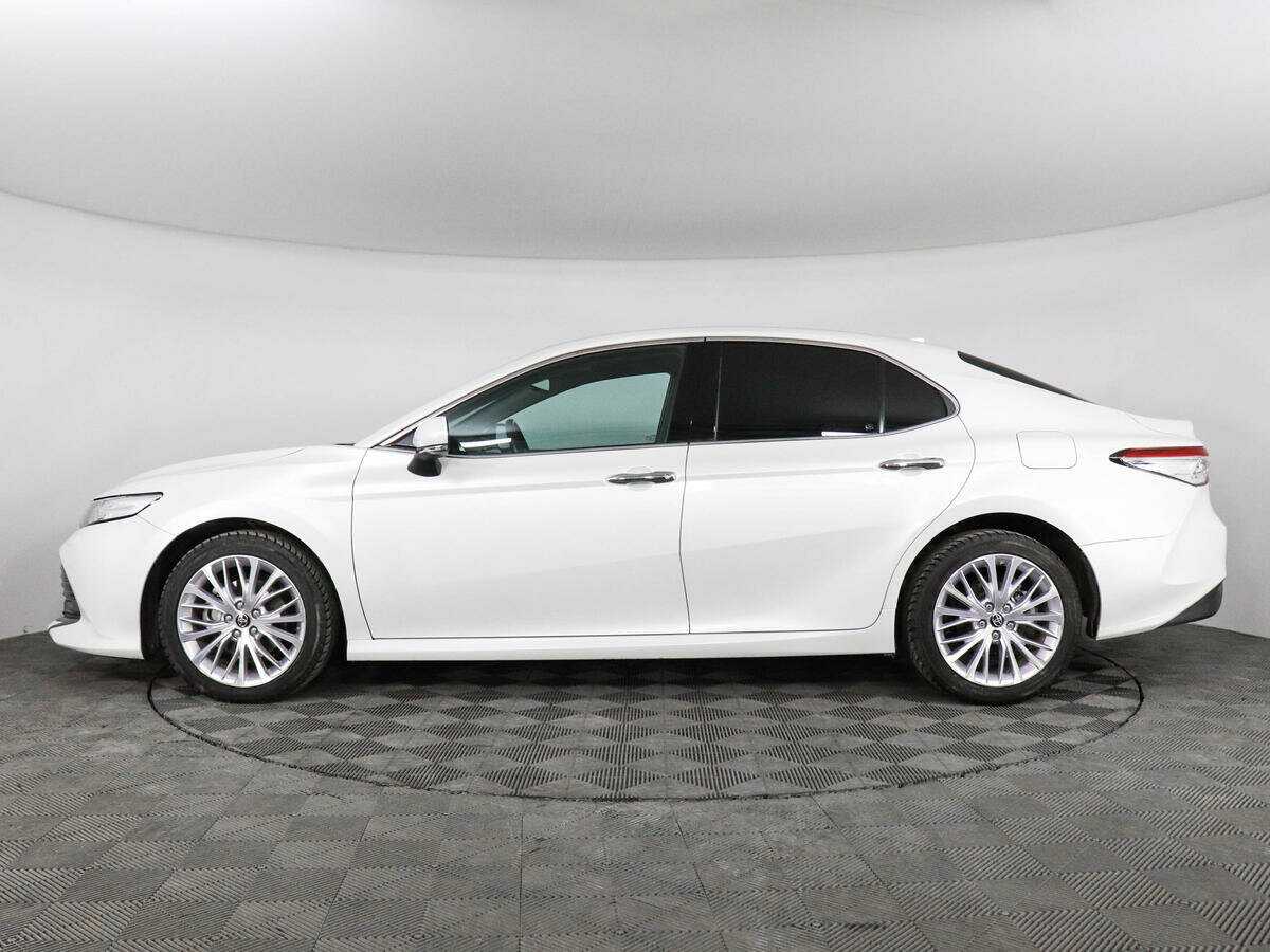 Купить Toyota Camry с пробегом. Фото: #7