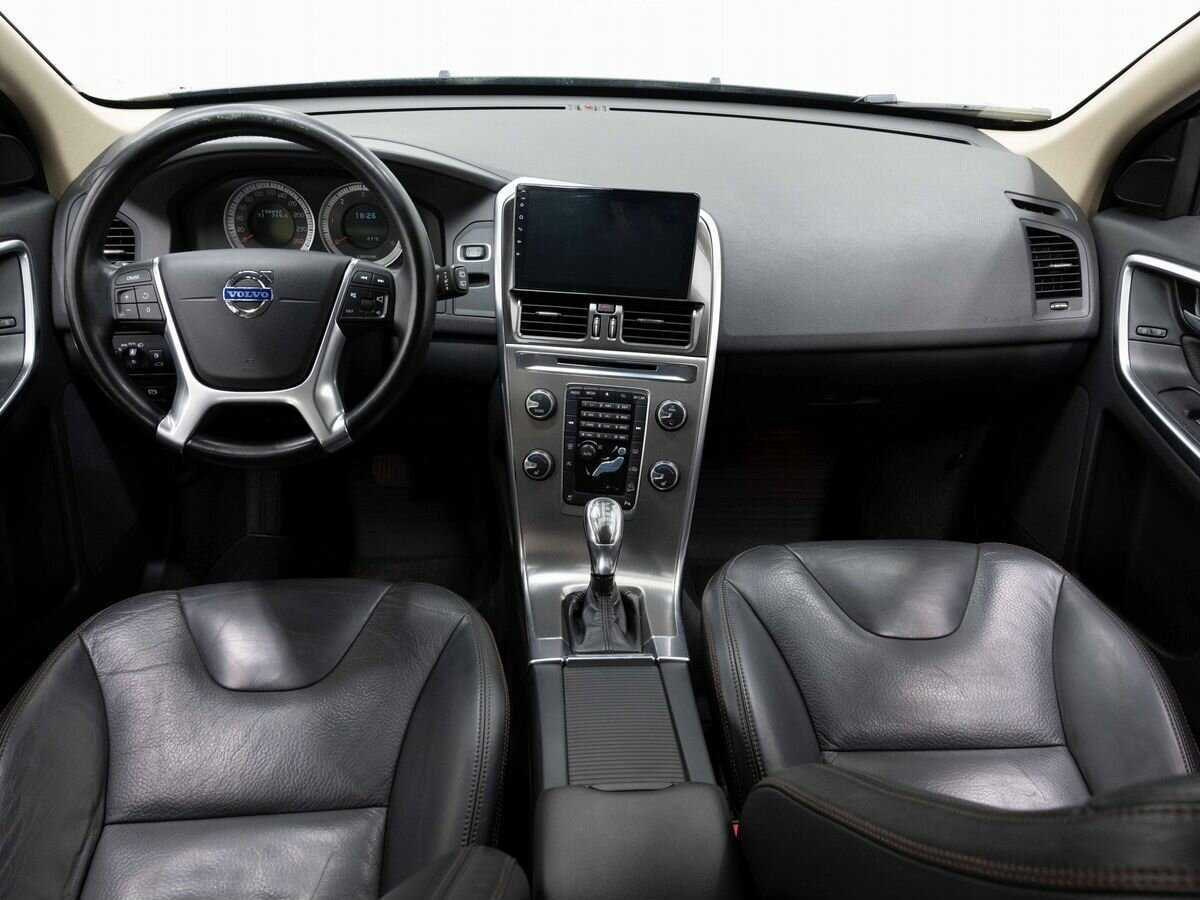 Купить Volvo XC60 с пробегом. Фото: #12