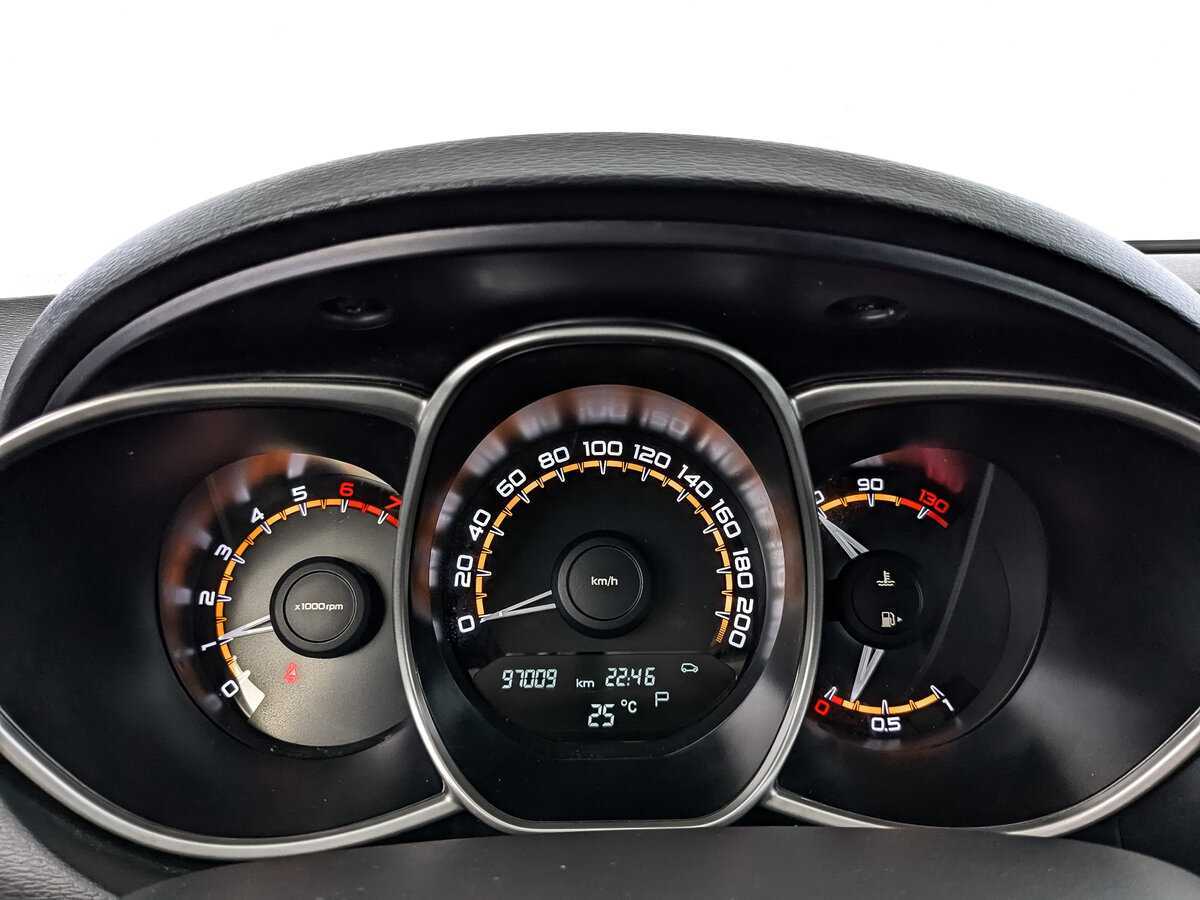 Купить Lada (ВАЗ) Vesta с пробегом. Фото: #11