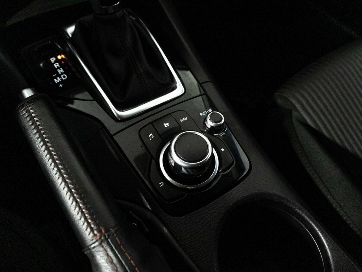 Купить Mazda 3 с пробегом. Фото: #17