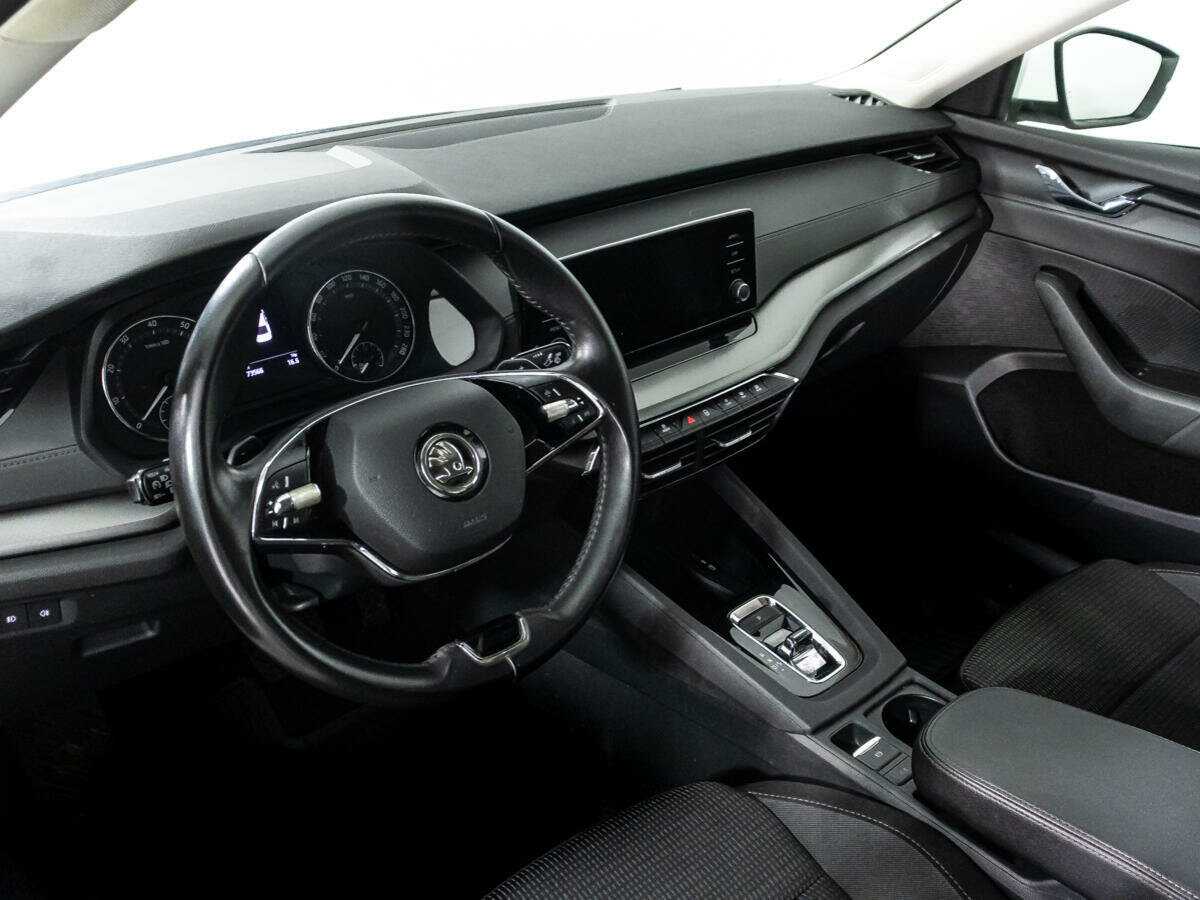 Купить Skoda Octavia с пробегом. Фото: #8