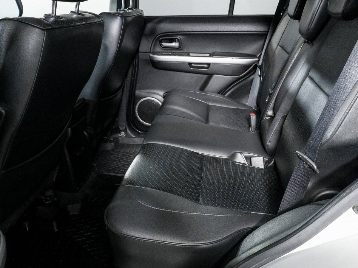 Купить Suzuki Grand Vitara с пробегом. Фото: #6