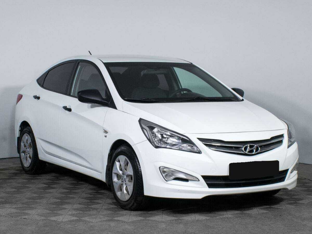 Купить Hyundai Solaris с пробегом. Фото: #2