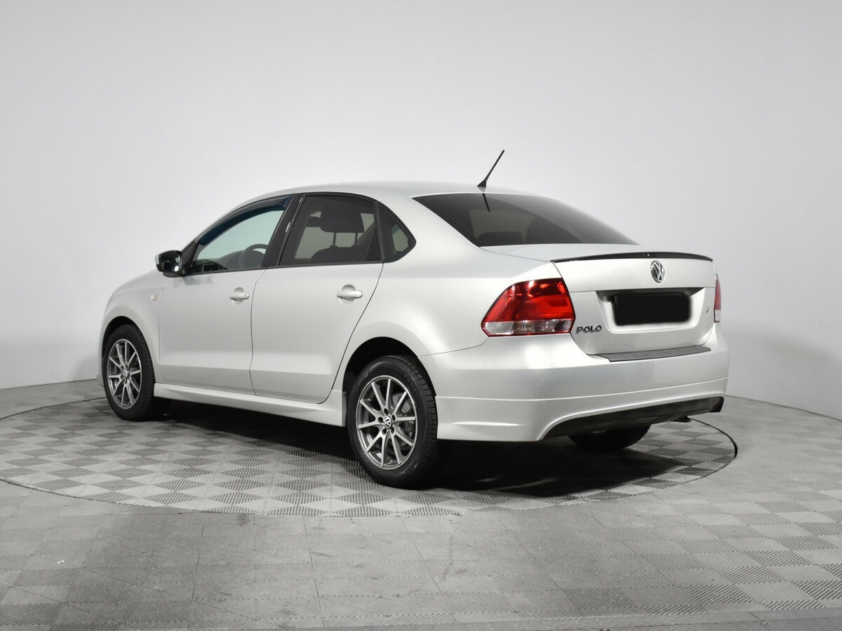 Купить Volkswagen Polo с пробегом. Фото: #6
