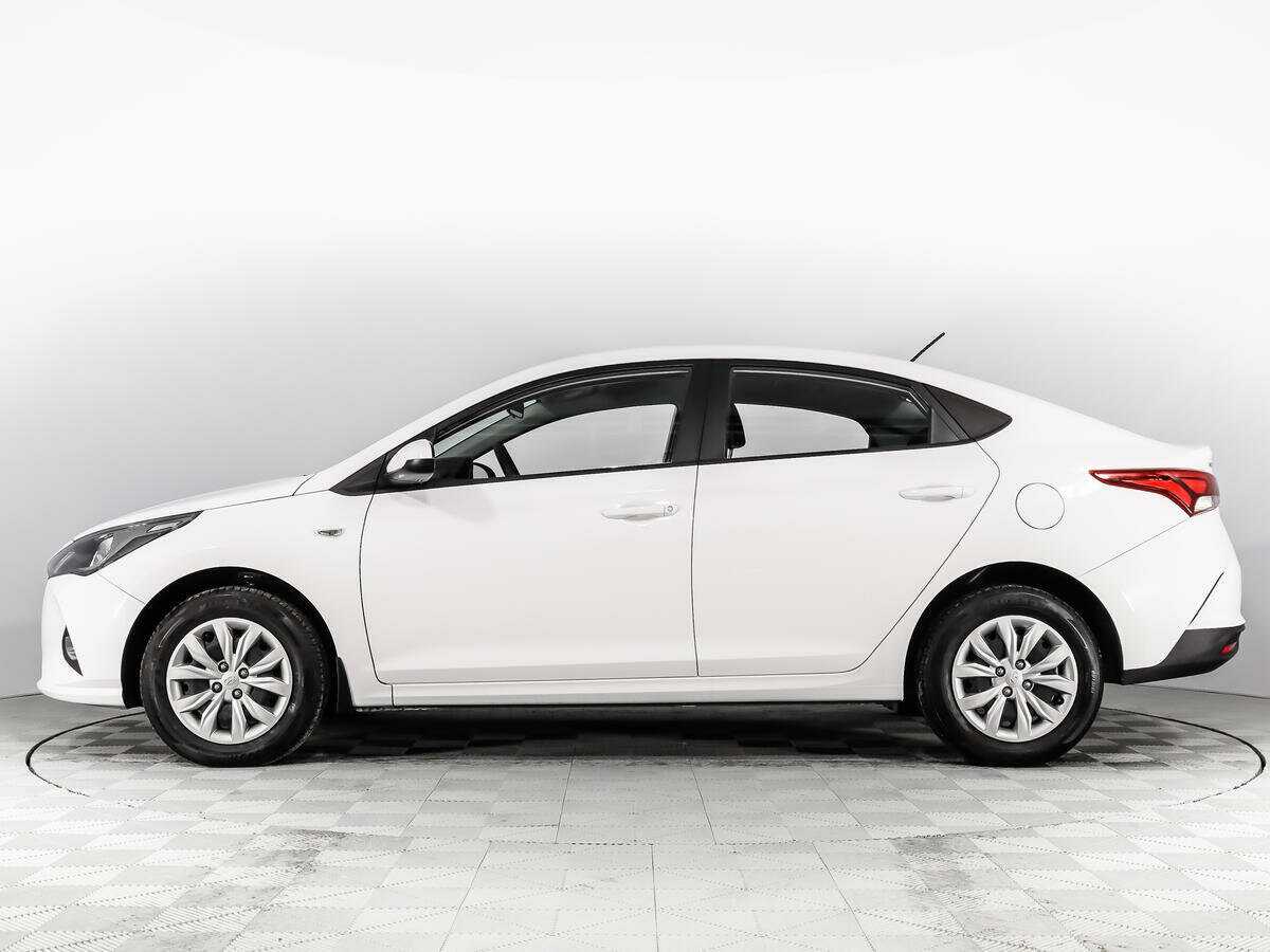 Купить Hyundai Solaris с пробегом. Фото: #7