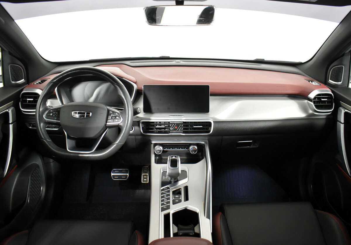 Купить Geely Coolray с пробегом. Фото: #8