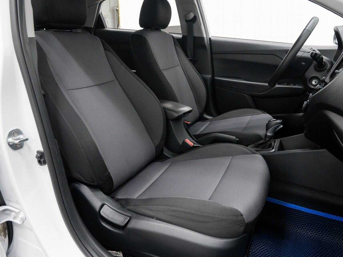 Купить Hyundai Solaris с пробегом. Фото: #9