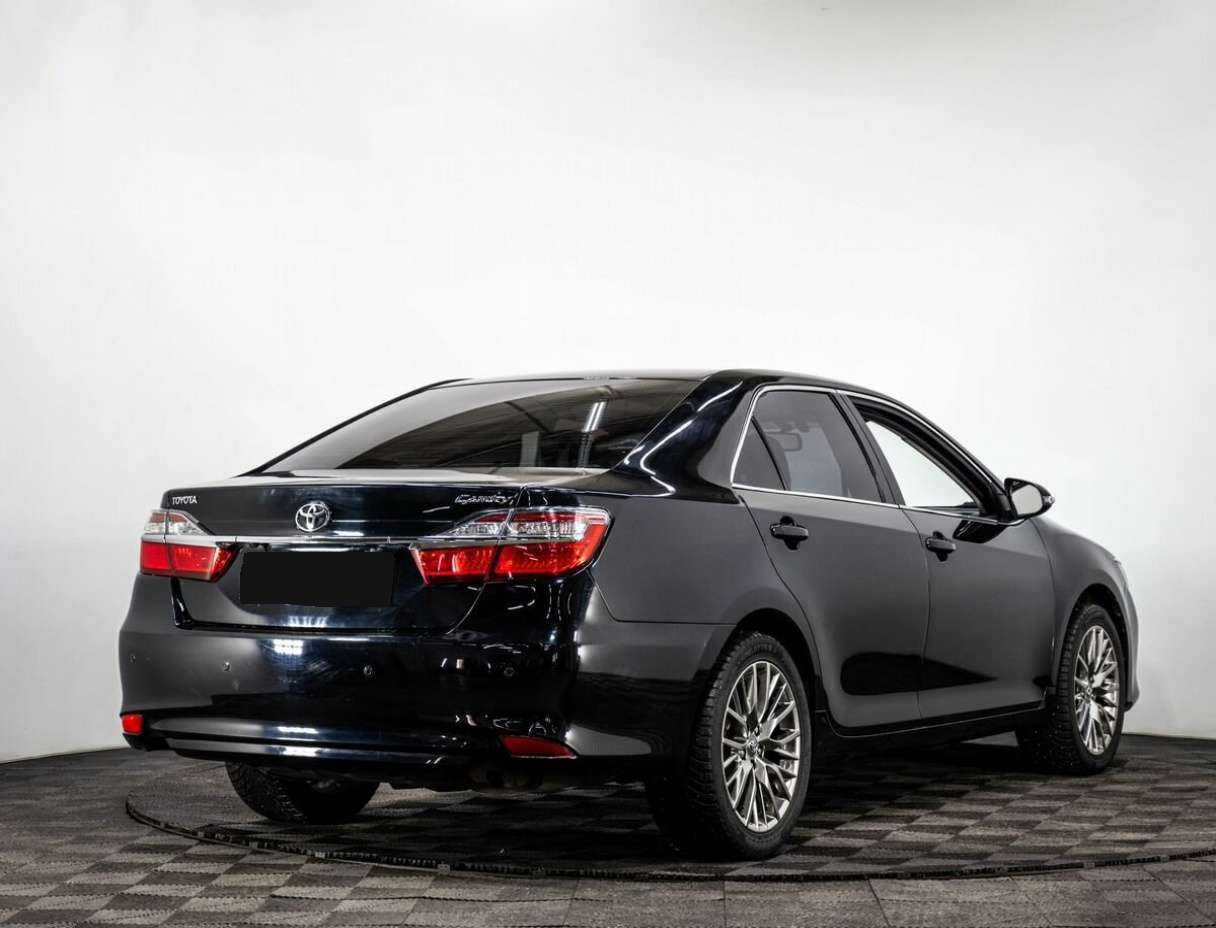 Купить Toyota Camry с пробегом. Фото: #3