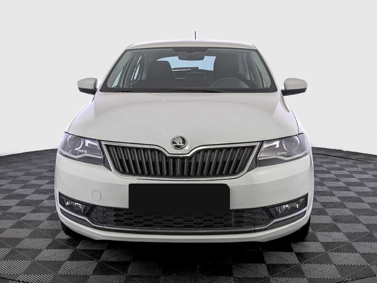 Купить Skoda Rapid с пробегом. Фото: #1